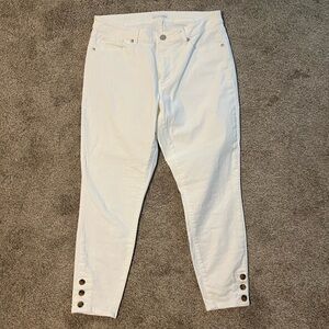 Ann Taylor LOFT white Capris